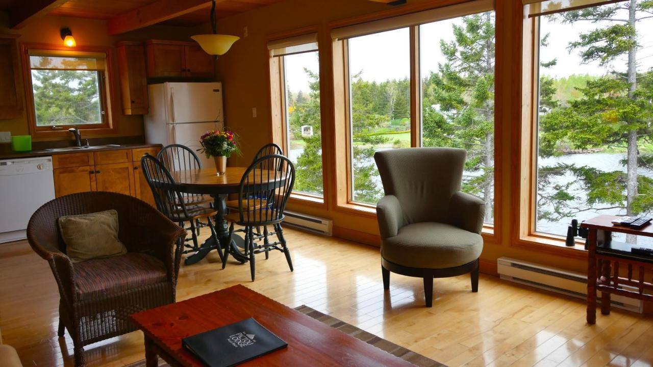 Pictou Lodge Beach Resort Exteriör bild