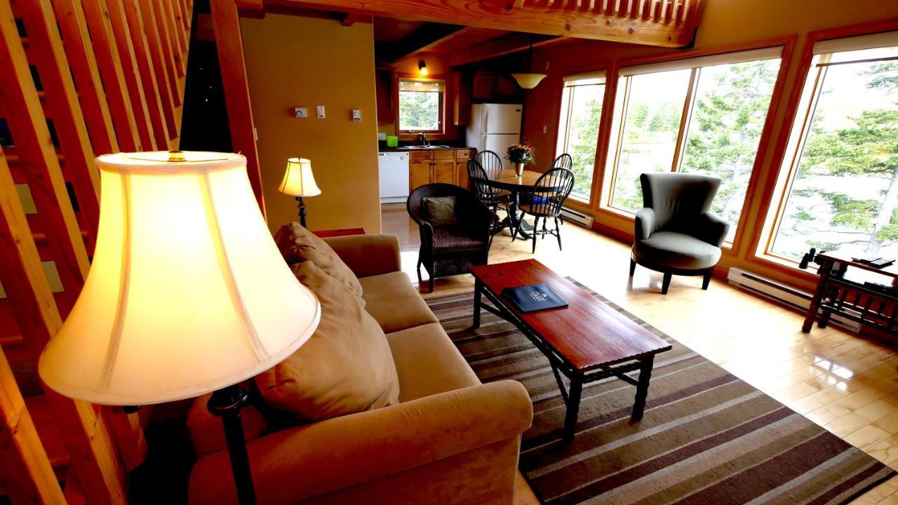 Pictou Lodge Beach Resort Exteriör bild